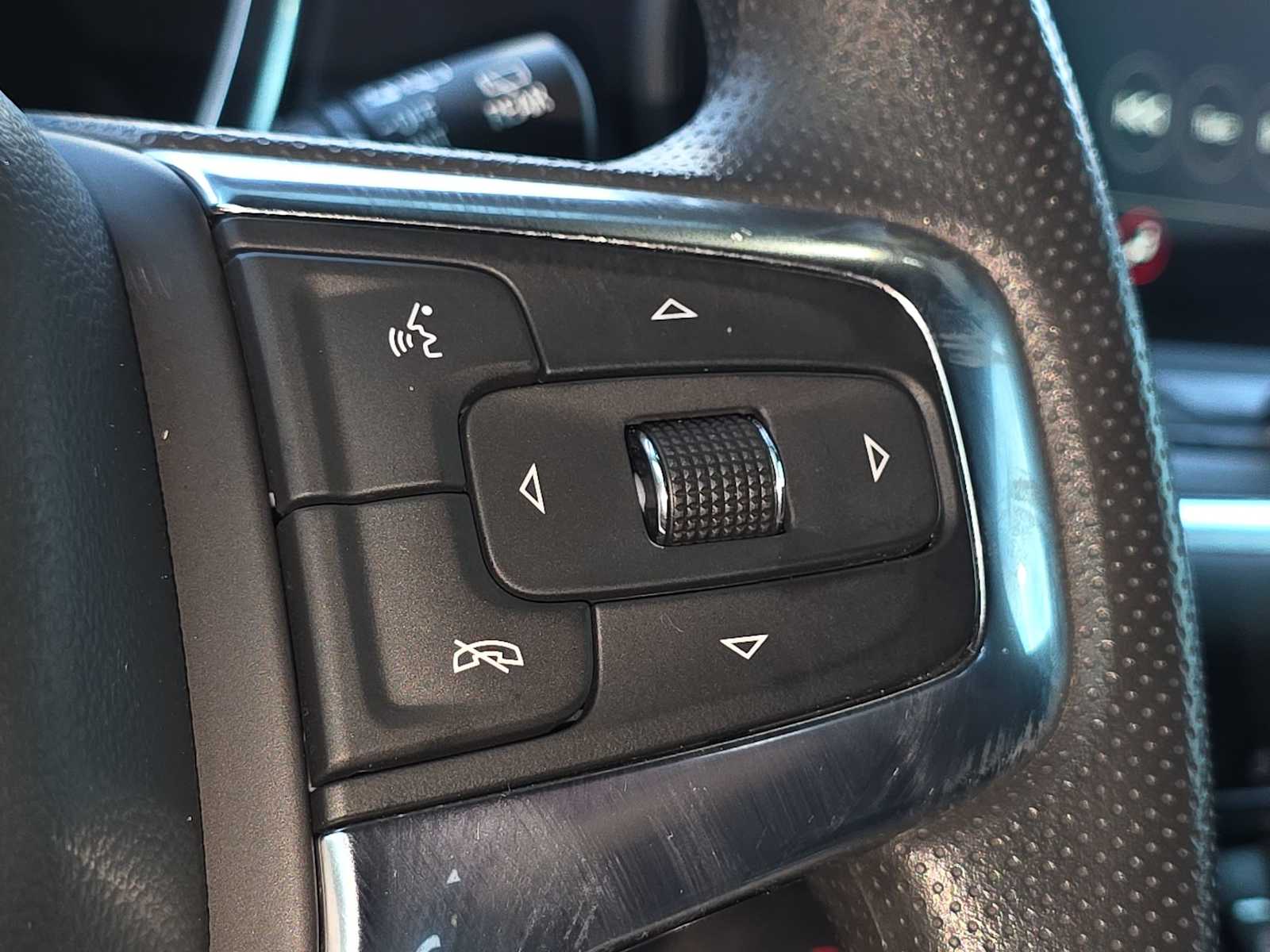 Thumbnail: 2023 Chevrolet Blazer - 28