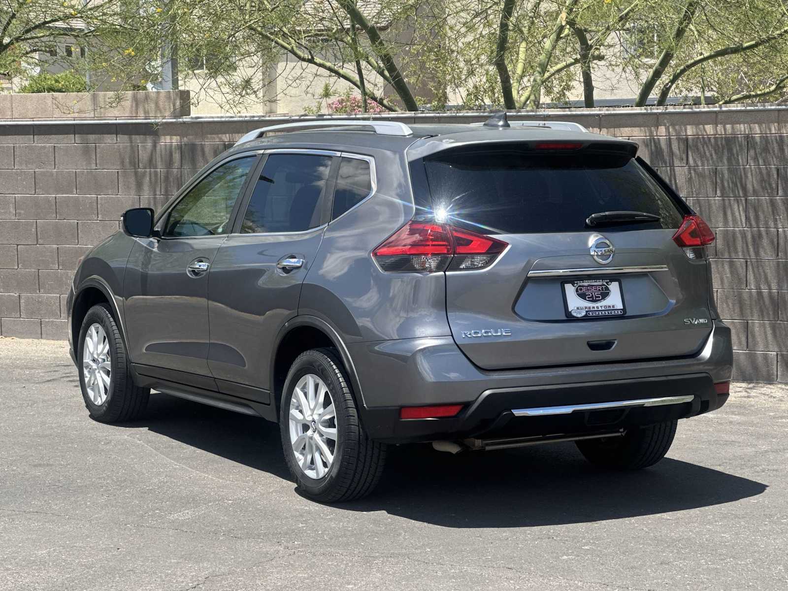 Thumbnail: 2017 Nissan Rogue - 6