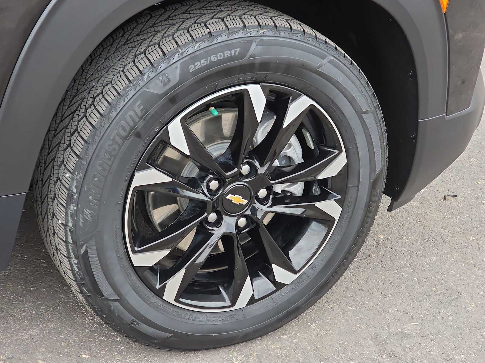 Thumbnail: 2023 Chevrolet TrailBlazer - 12