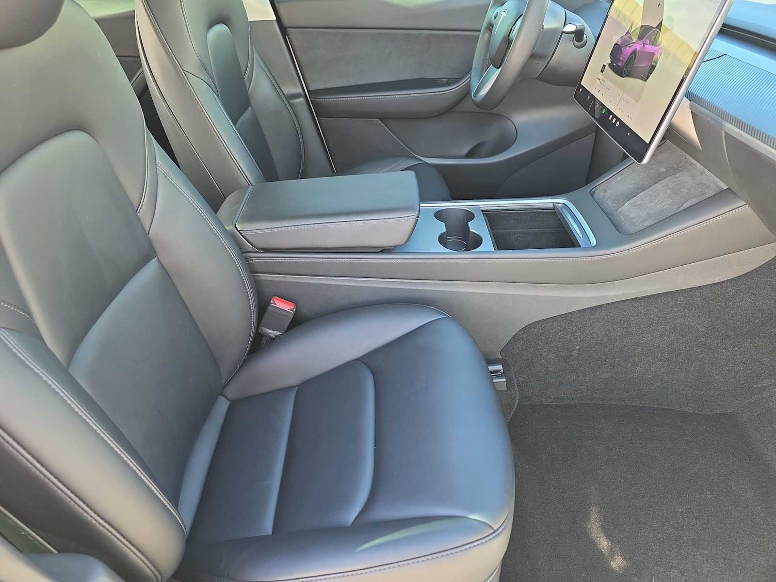 Thumbnail: 2022 Tesla Model Y - 16