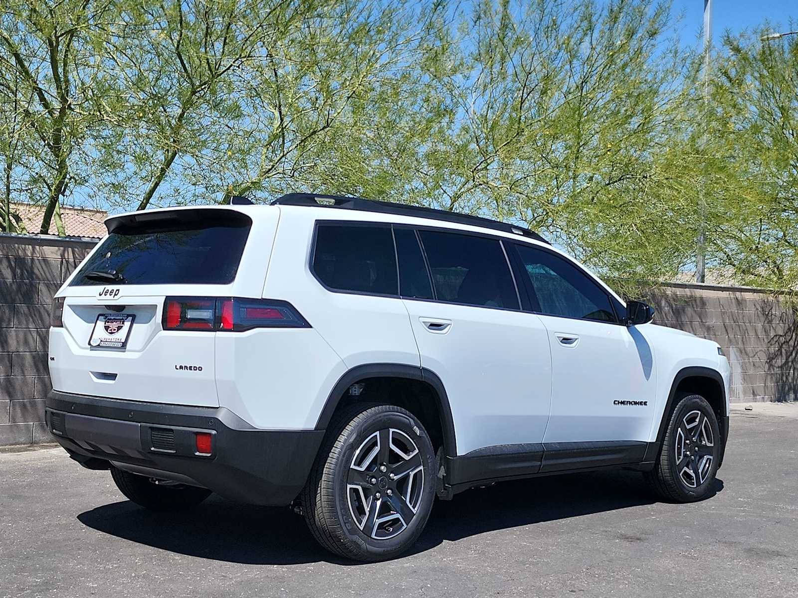 Thumbnail: 2026 Jeep Cherokee - 9