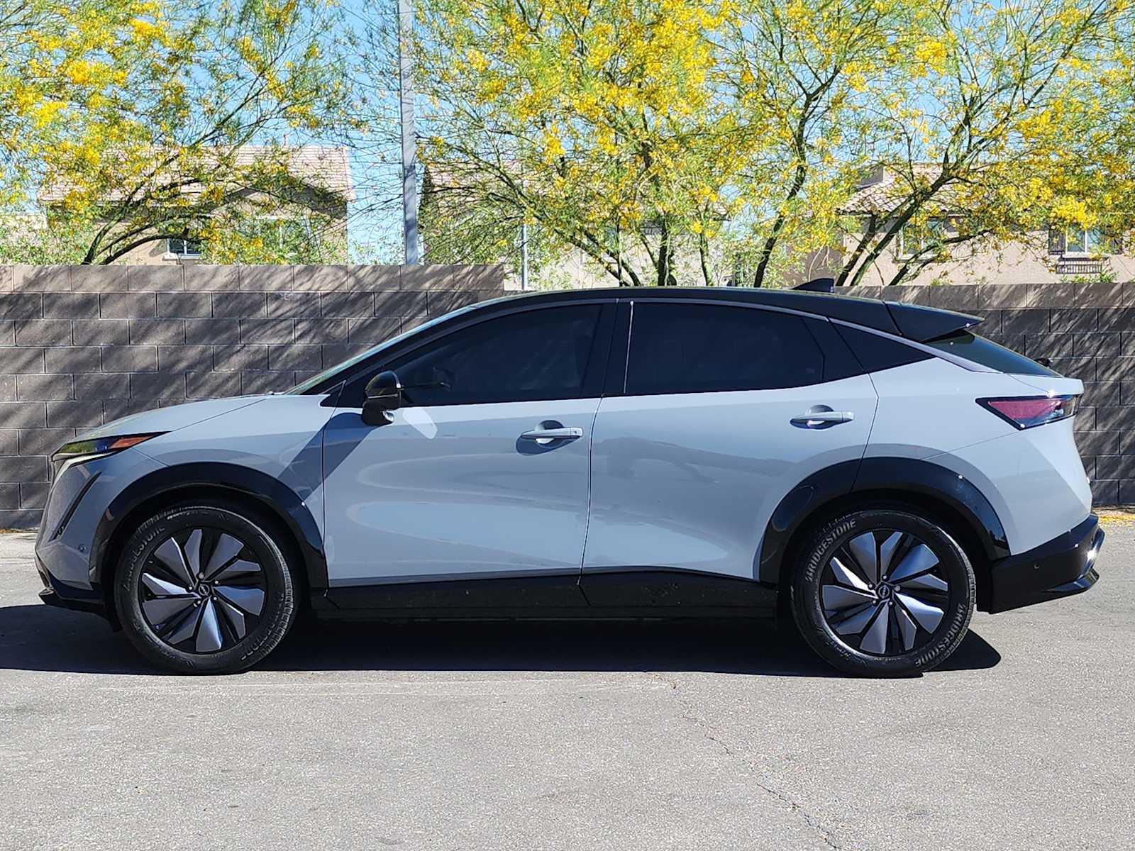 Thumbnail: 2023 Nissan Ariya - 6