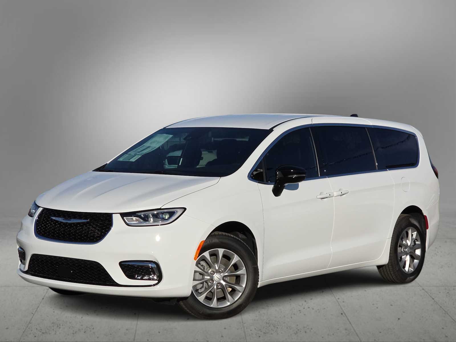 Thumbnail: 2026 Chrysler Pacifica - 1