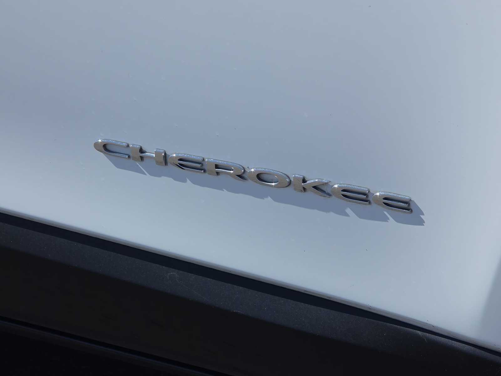 Thumbnail: 2022 Jeep Cherokee - 11