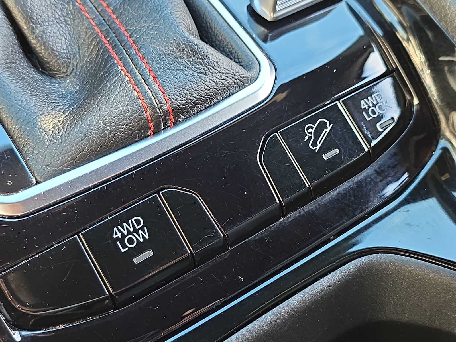 Thumbnail: 2023 Jeep Compass - 30