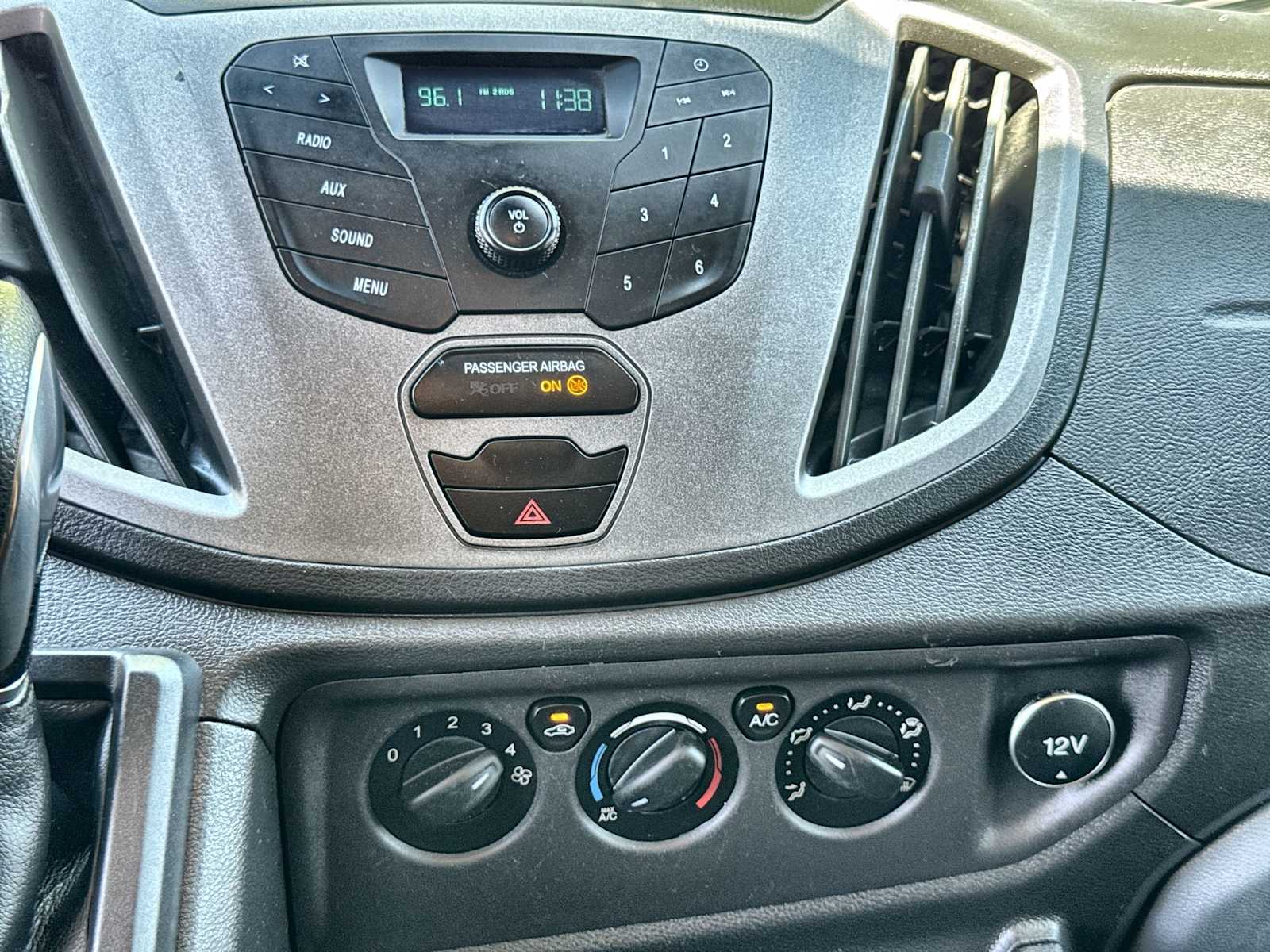 Thumbnail: 2019 Ford Transit Series - 20