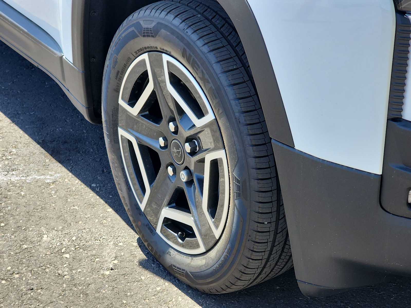 Thumbnail: 2026 Jeep Cherokee - 12