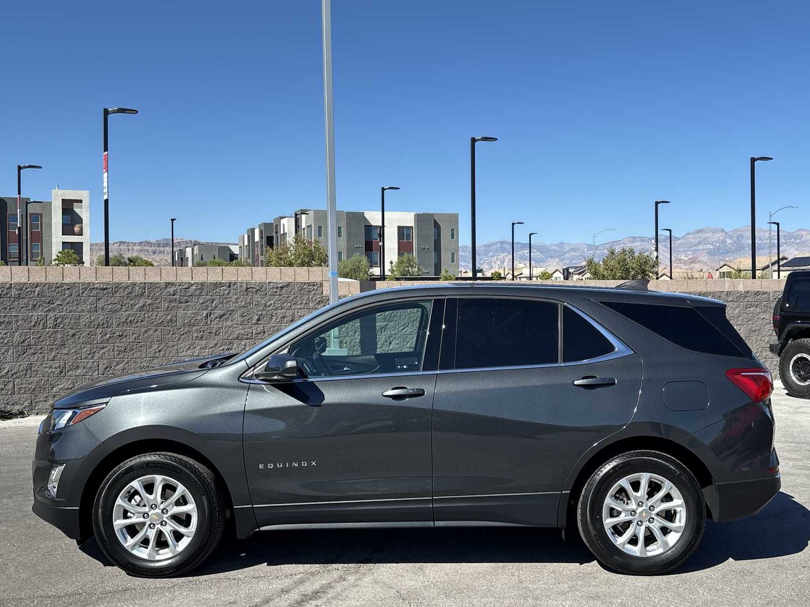 Thumbnail: 2020 Chevrolet Equinox - 6