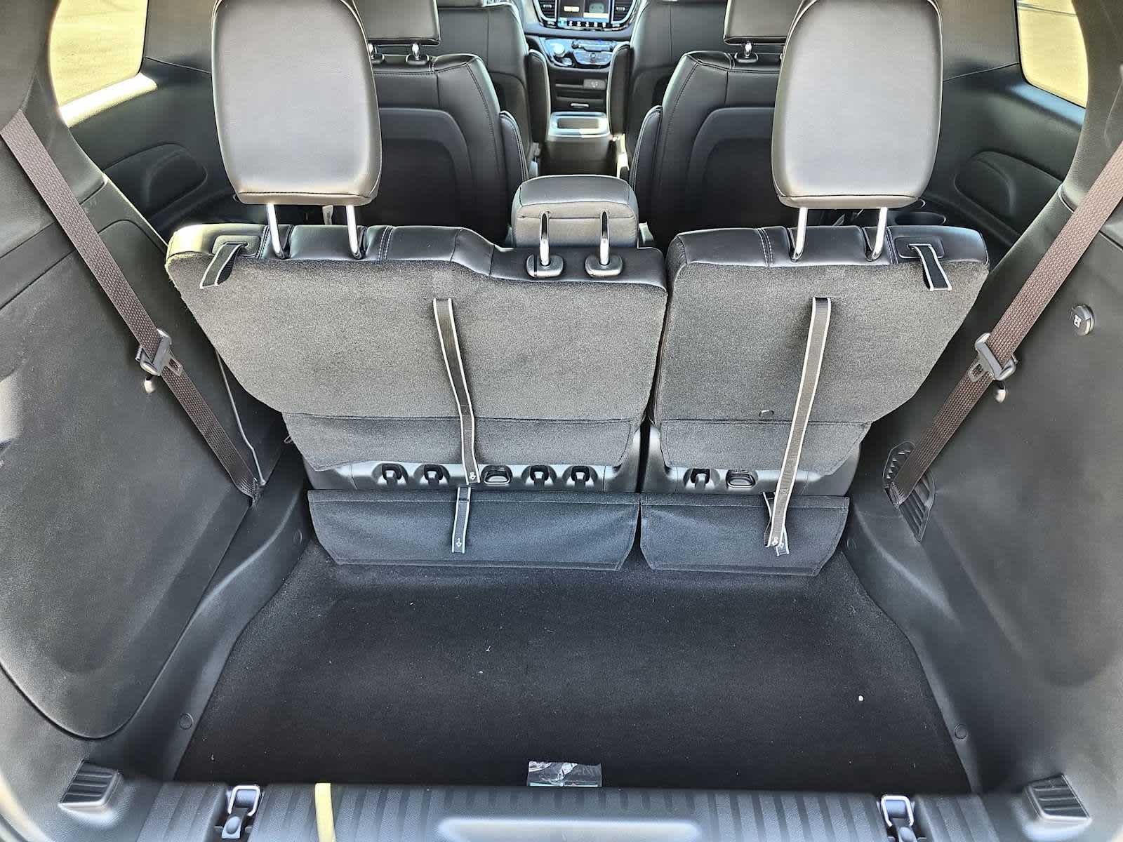 Thumbnail: 2026 Chrysler Voyager - 35