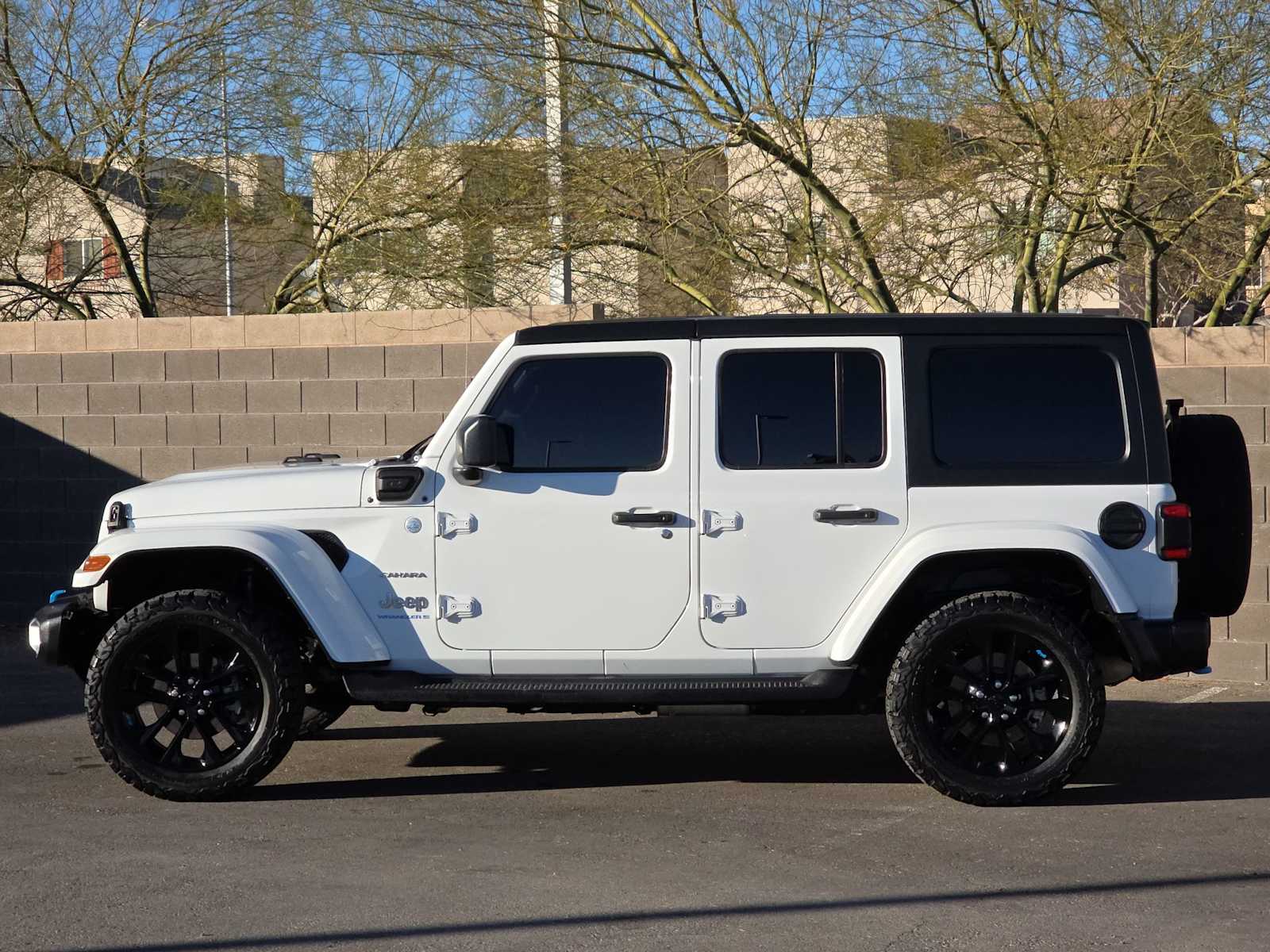 Thumbnail: 2023 Jeep Wrangler - 5