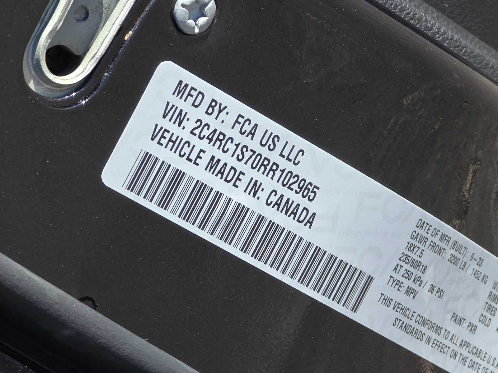 Thumbnail: 2024 Chrysler Pacifica - 24