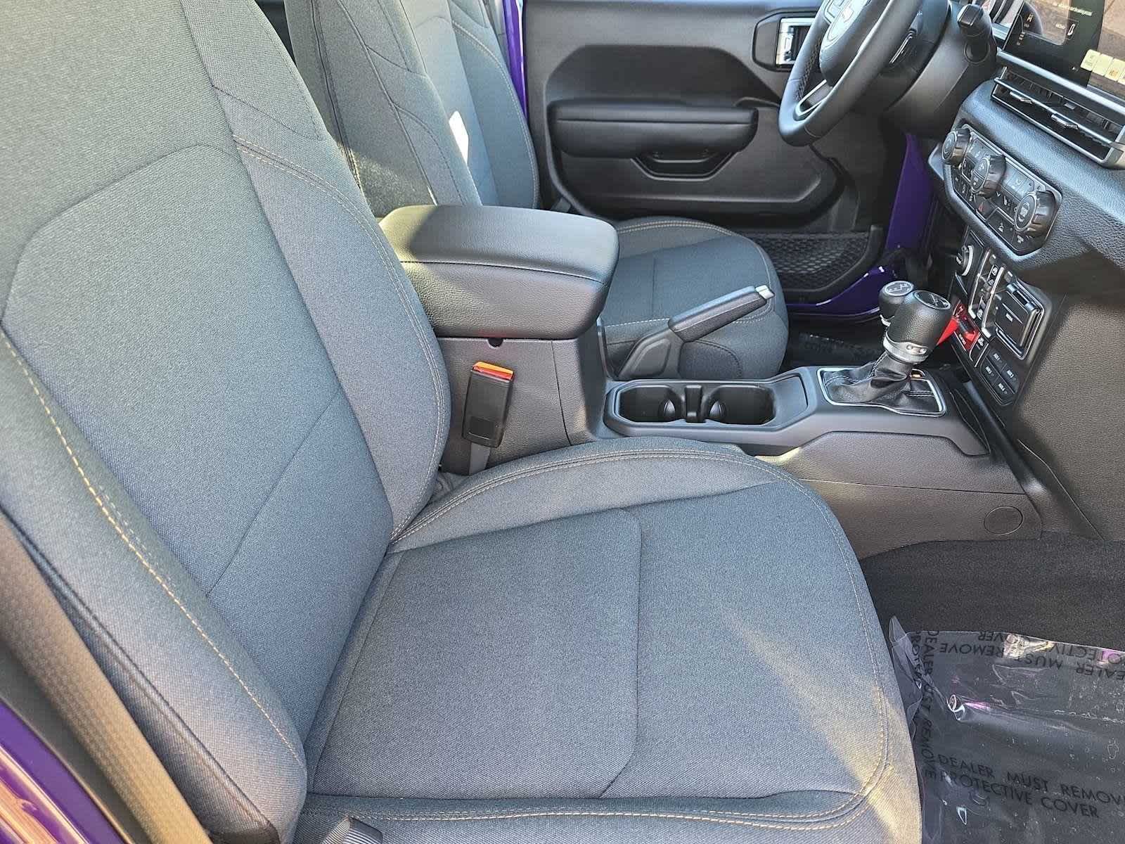 Thumbnail: 2026 Jeep Gladiator - 18