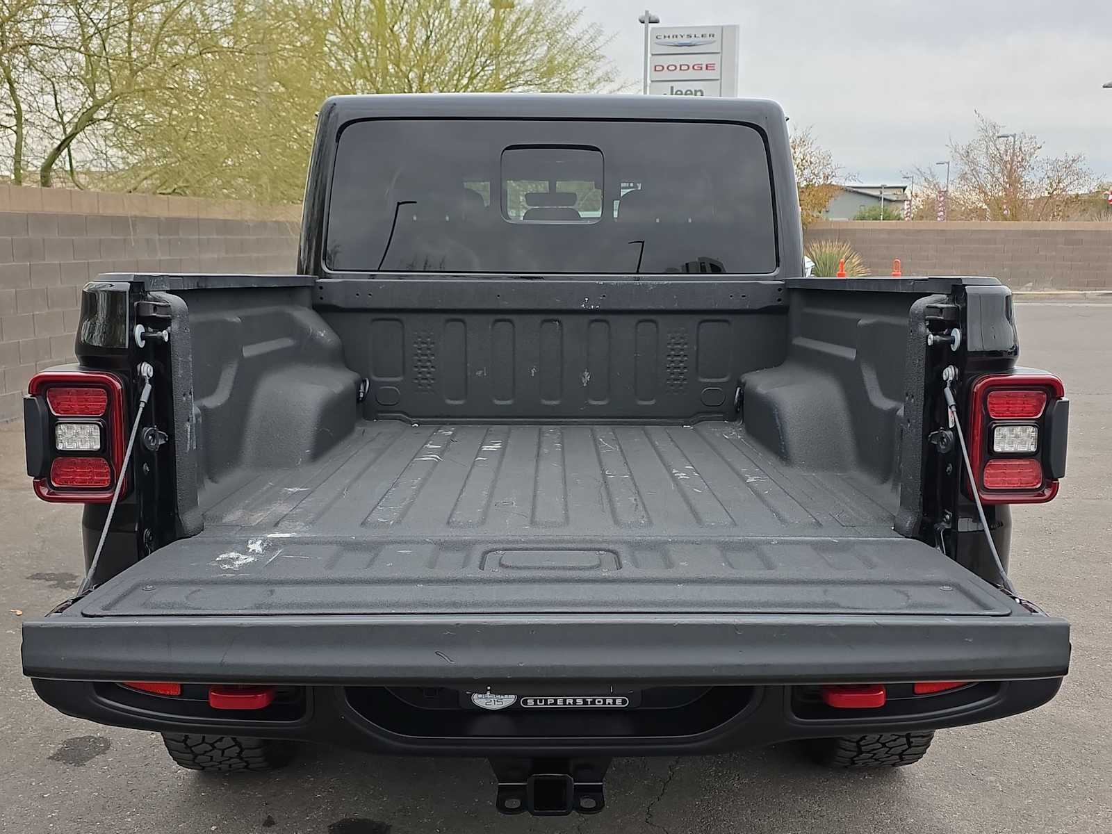 Thumbnail: 2022 Jeep Gladiator - 23