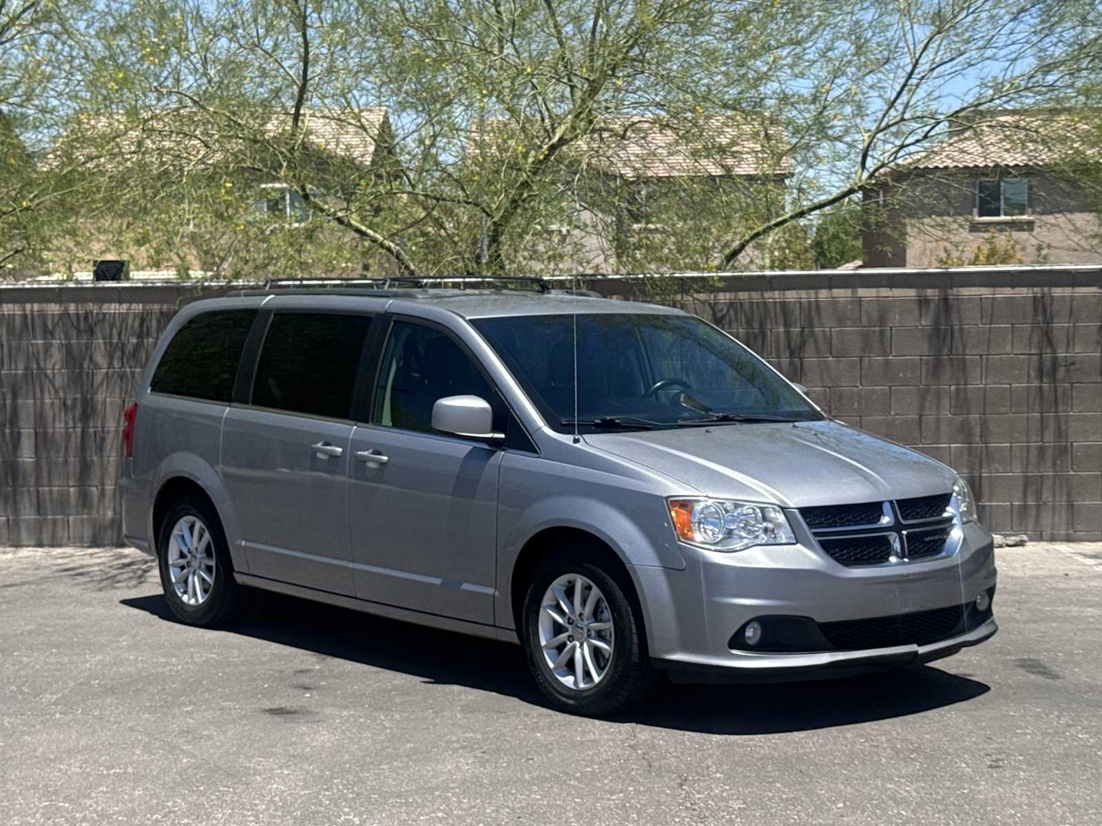 Thumbnail: 2019 Dodge Grand Caravan - 2