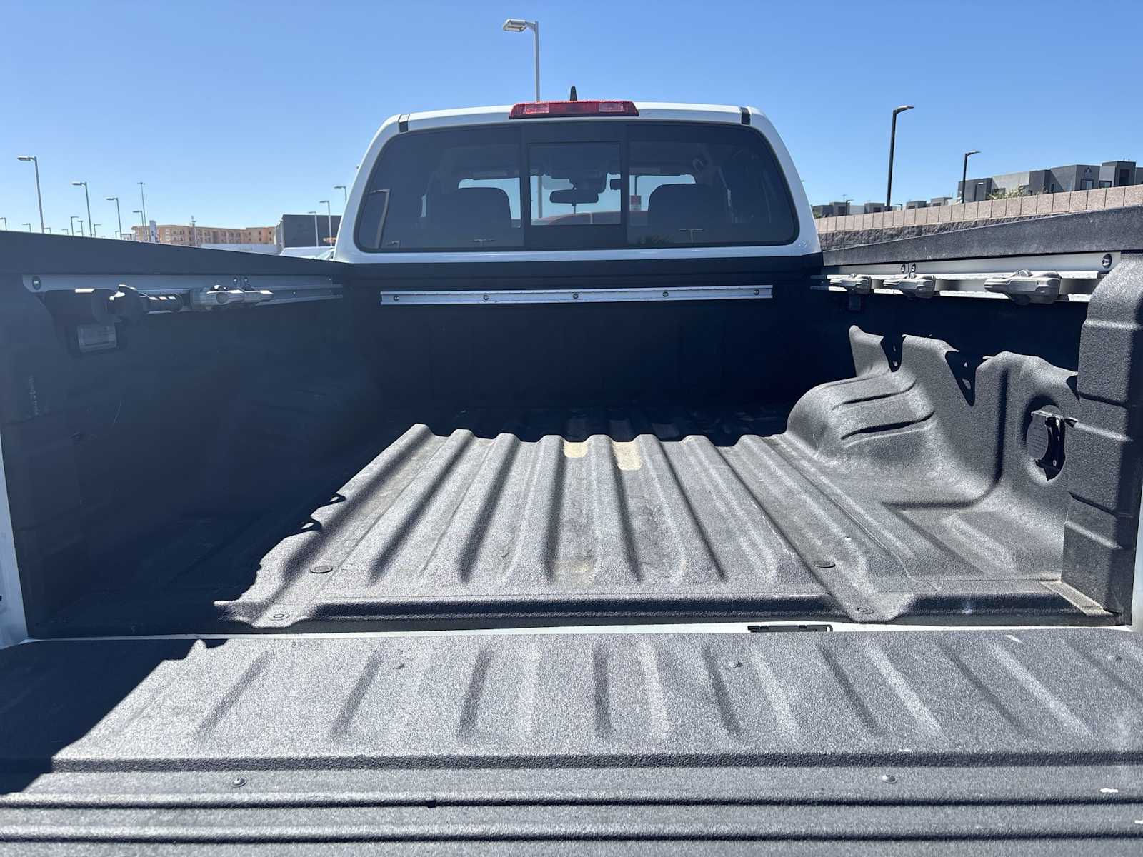 Thumbnail: 2022 Nissan Frontier - 19