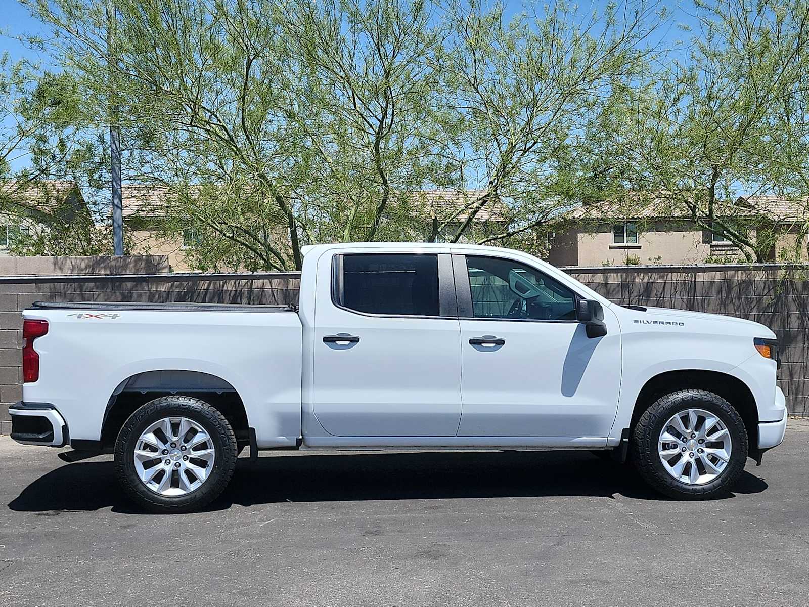 Thumbnail: 2024 Chevrolet Silverado 1500 - 10