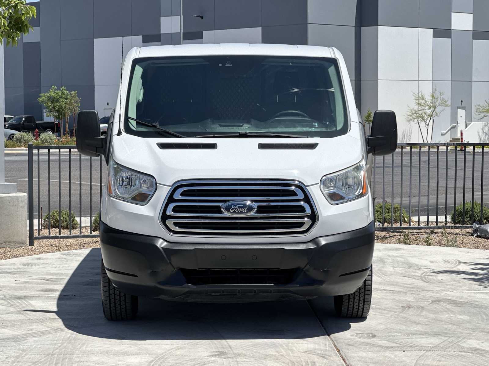 Thumbnail: 2019 Ford Transit Series - 3