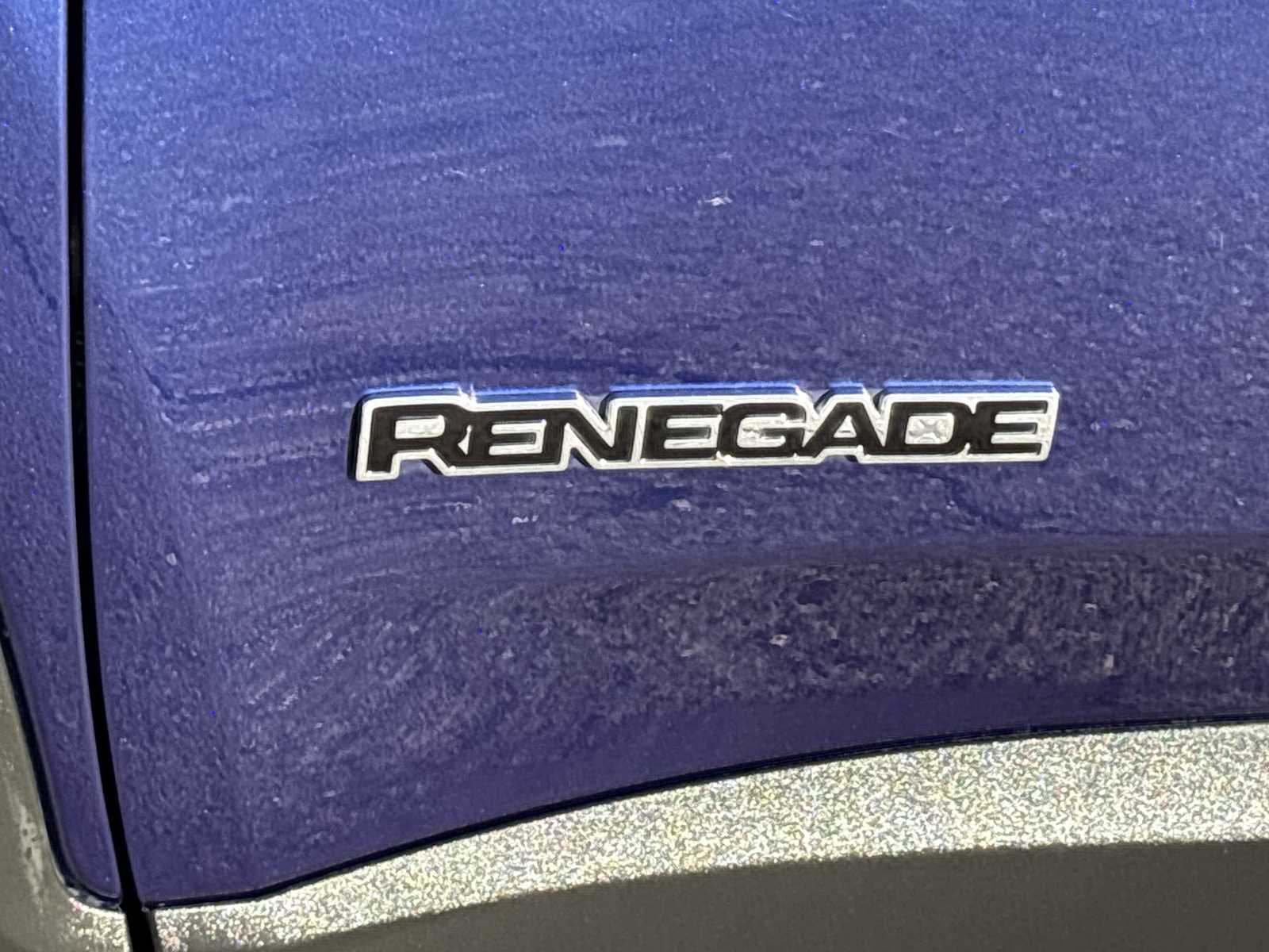 Thumbnail: 2018 Jeep Renegade - 11