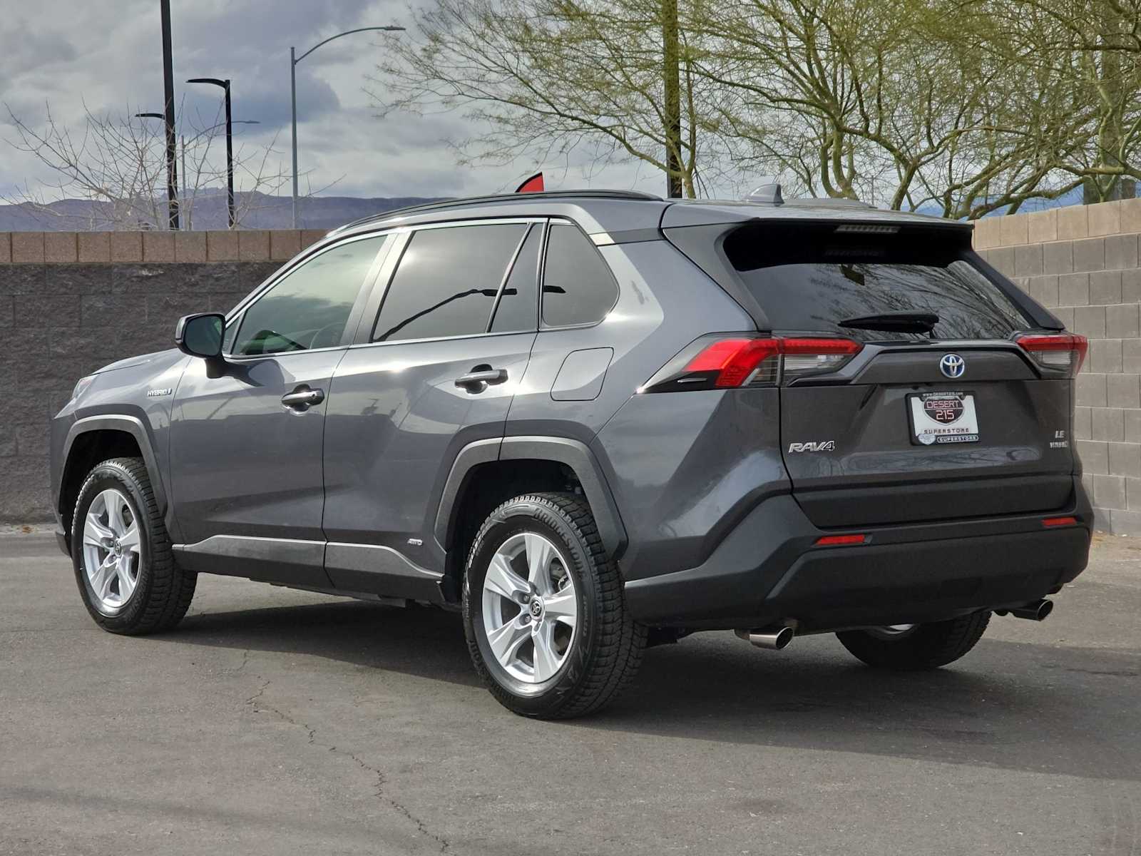 Thumbnail: 2021 Toyota RAV4 - 7