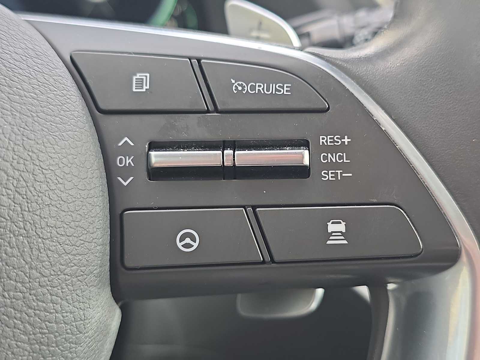 Thumbnail: 2023 Hyundai Sonata - 29