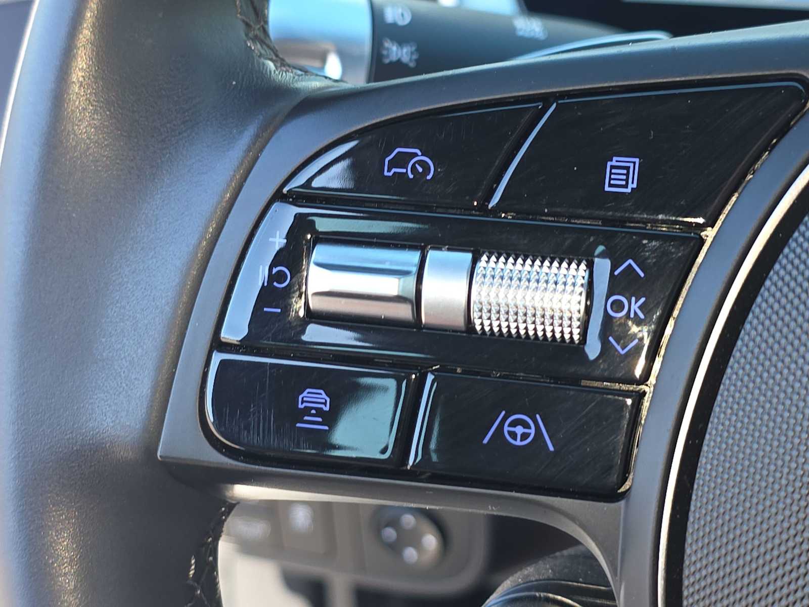 Thumbnail: 2024 Hyundai Ioniq 6 - 28