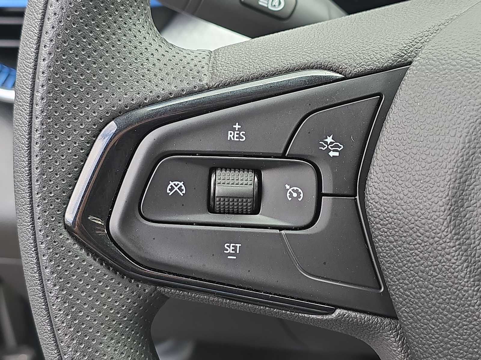 Thumbnail: 2025 Chevrolet Trax - 27