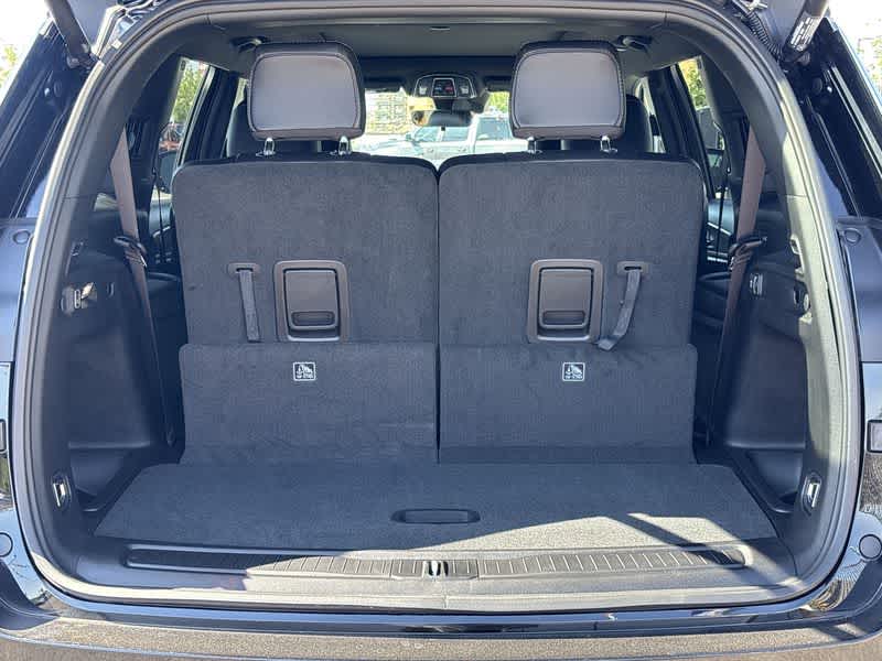 Thumbnail: 2025 Jeep Grand Cherokee L - 23