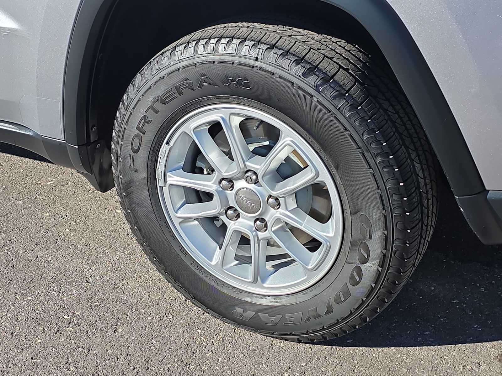 Thumbnail: 2018 Jeep Grand Cherokee - 12