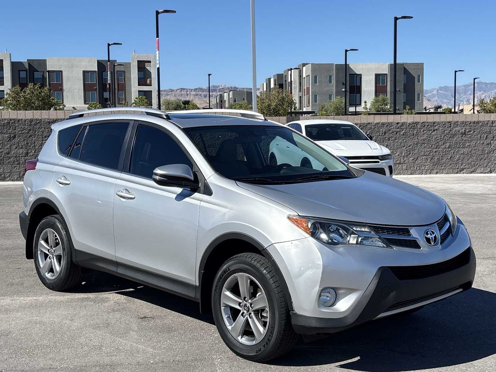 Thumbnail: 2015 Toyota RAV4 - 3