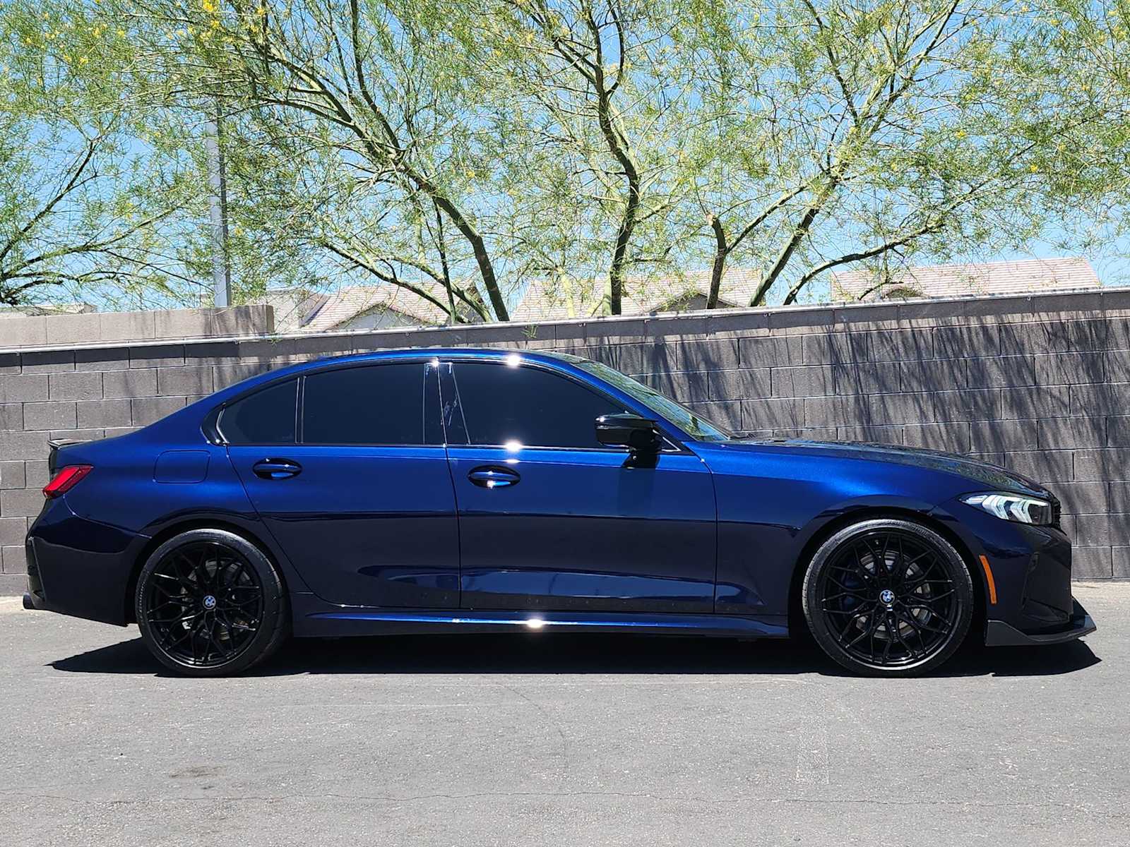Thumbnail: 2025 BMW 3 Series - 9