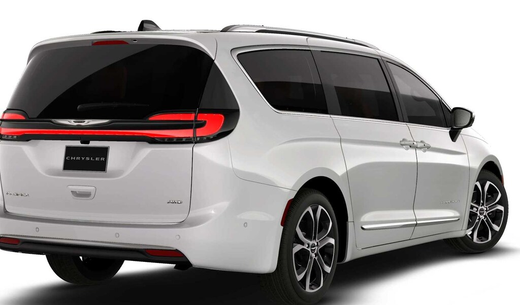 New 2026 Chrysler Pacifica Pinnacle Van
