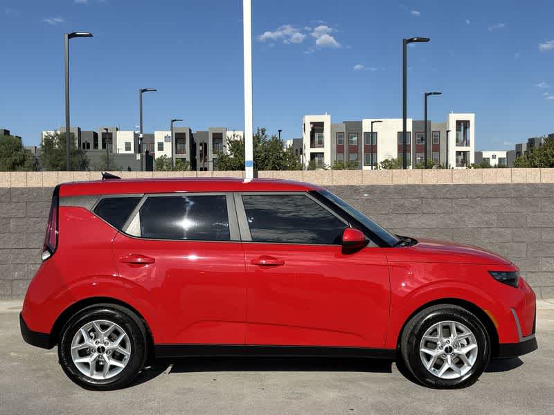 Thumbnail: 2023 Kia Soul - 9