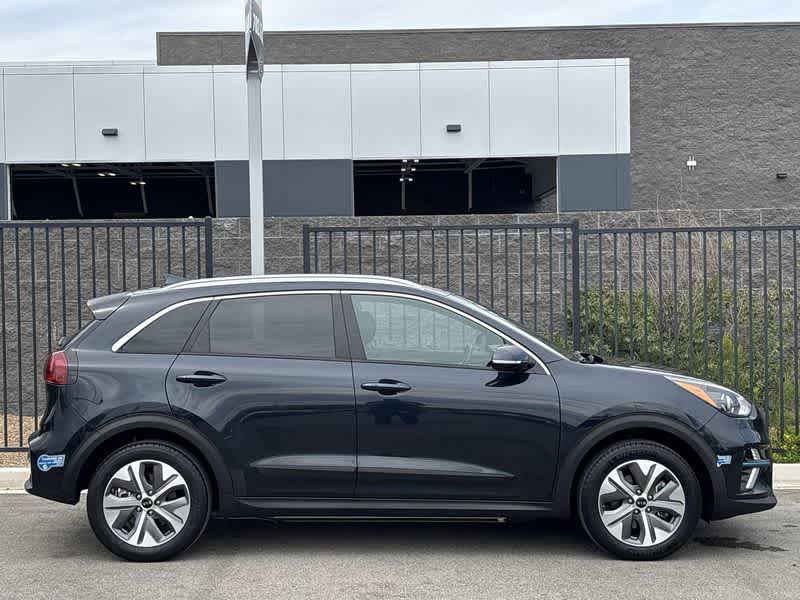 Thumbnail: 2021 Kia Niro - 9