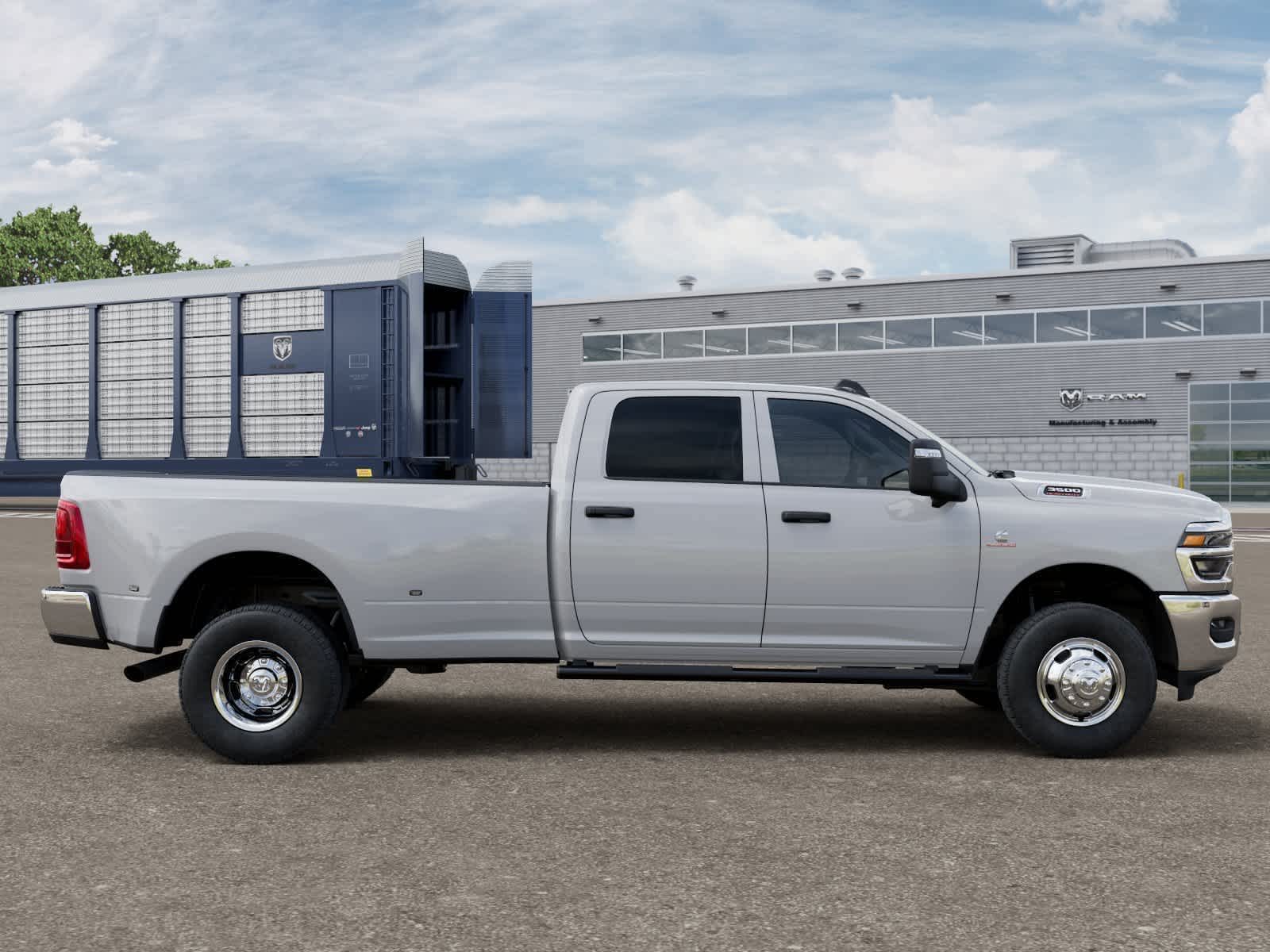 Thumbnail: 2026 RAM 3500 - 25
