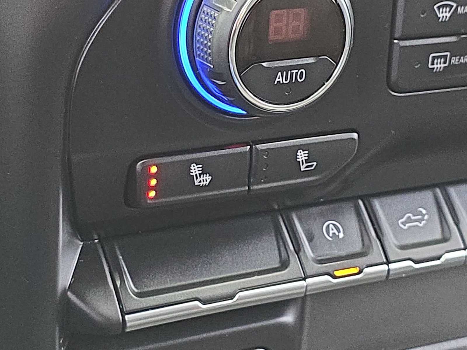 Thumbnail: 2020 Chevrolet Silverado 1500 - 23