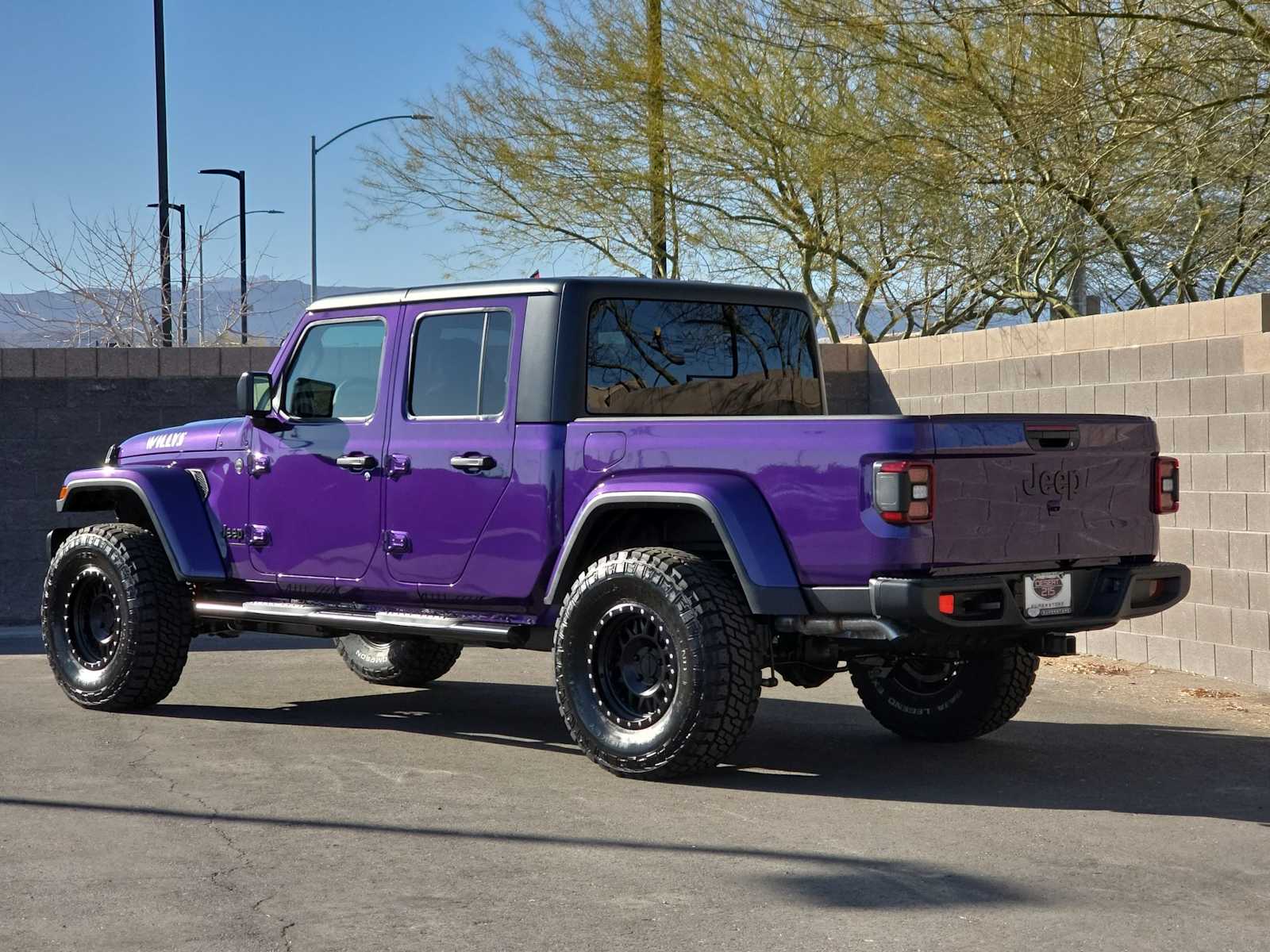Thumbnail: 2026 Jeep Gladiator - 7