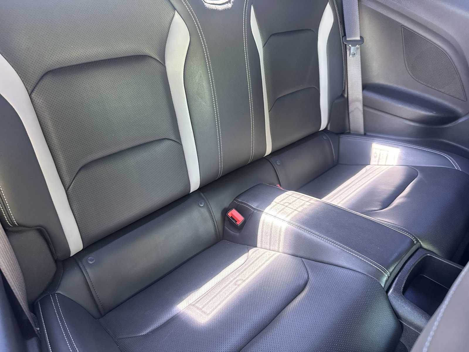 Thumbnail: 2016 Chevrolet Camaro - 16
