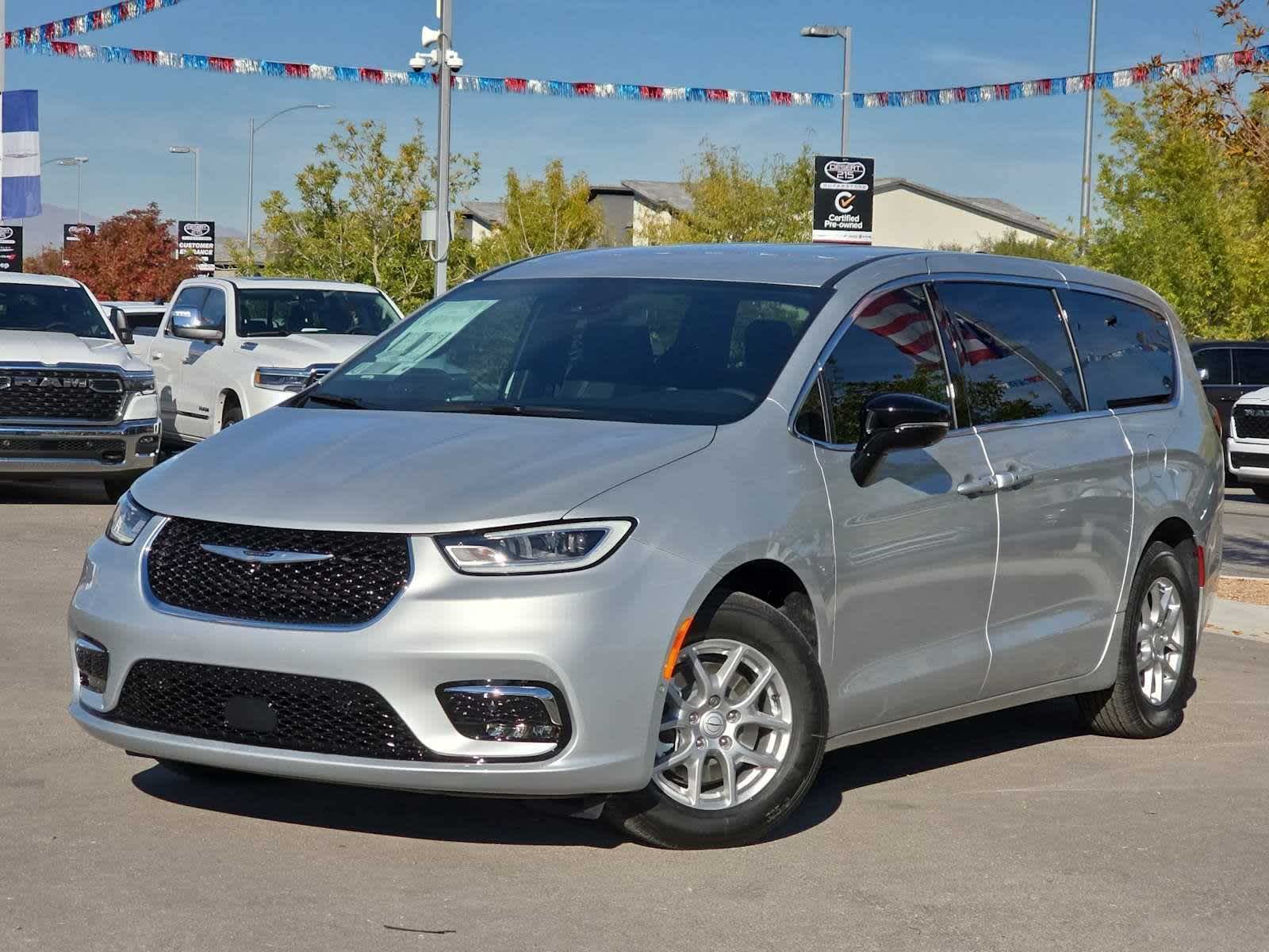 Thumbnail: 2026 Chrysler Pacifica - 37