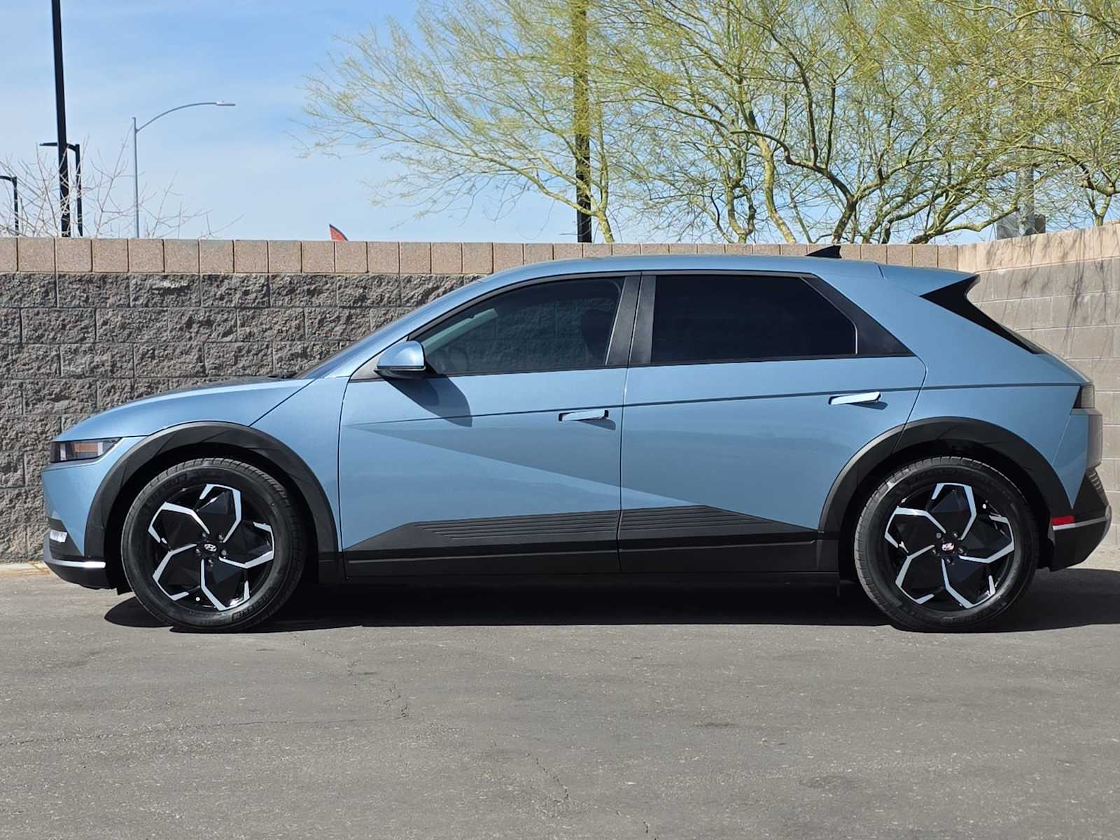 Thumbnail: 2024 Hyundai Ioniq 5 - 6