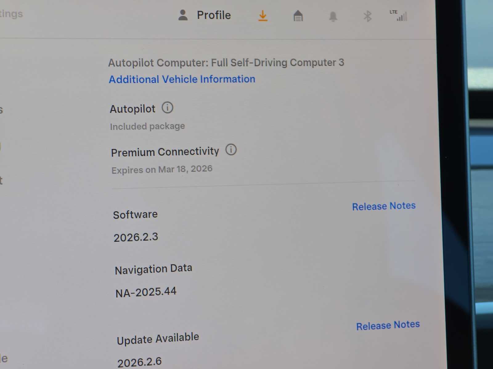 Thumbnail: 2023 Tesla Model 3 - 28