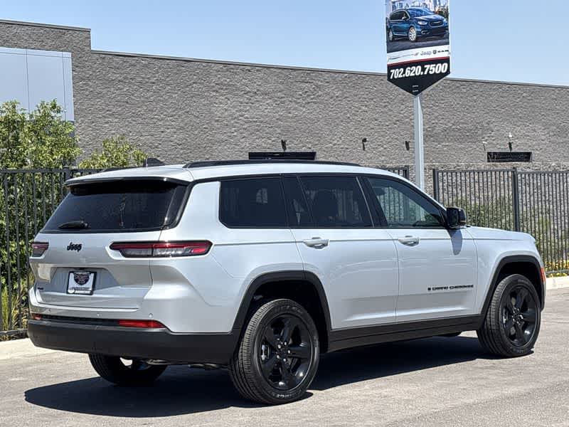 Thumbnail: 2025 Jeep Grand Cherokee L - 8