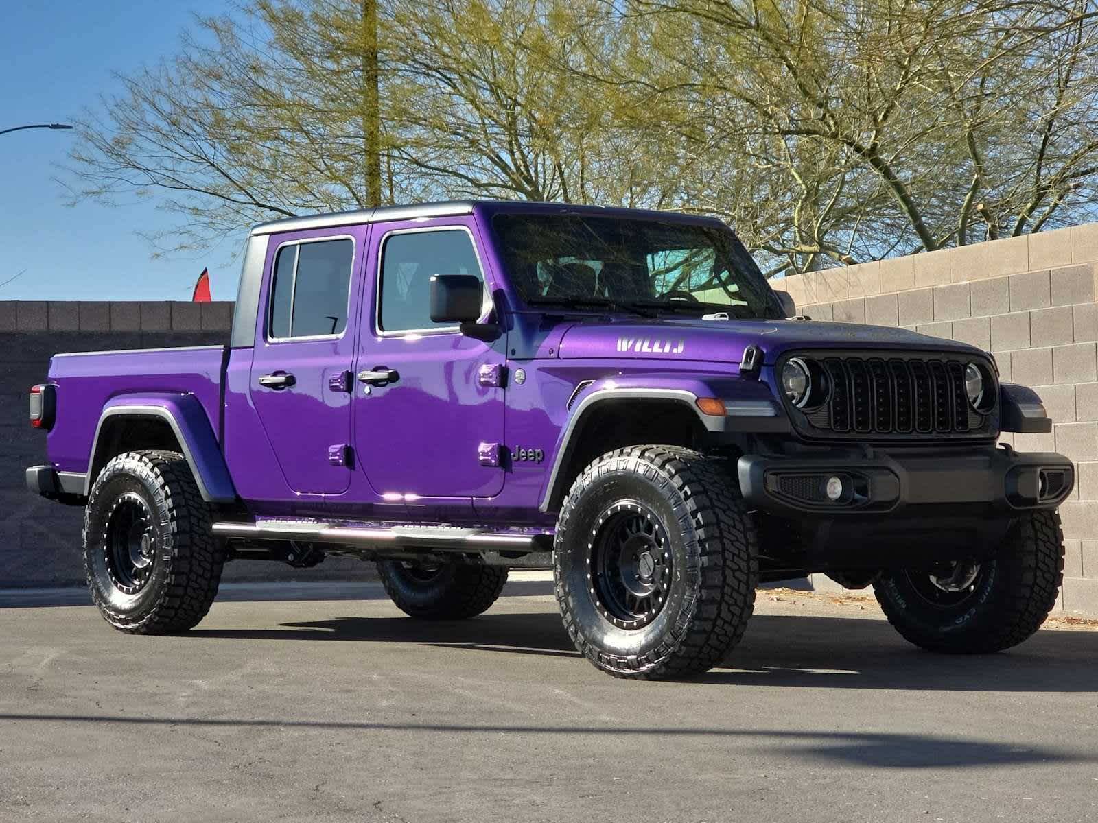 Thumbnail: 2026 Jeep Gladiator - 3