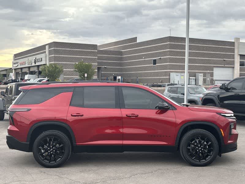 Thumbnail: 2024 Chevrolet Traverse - 9