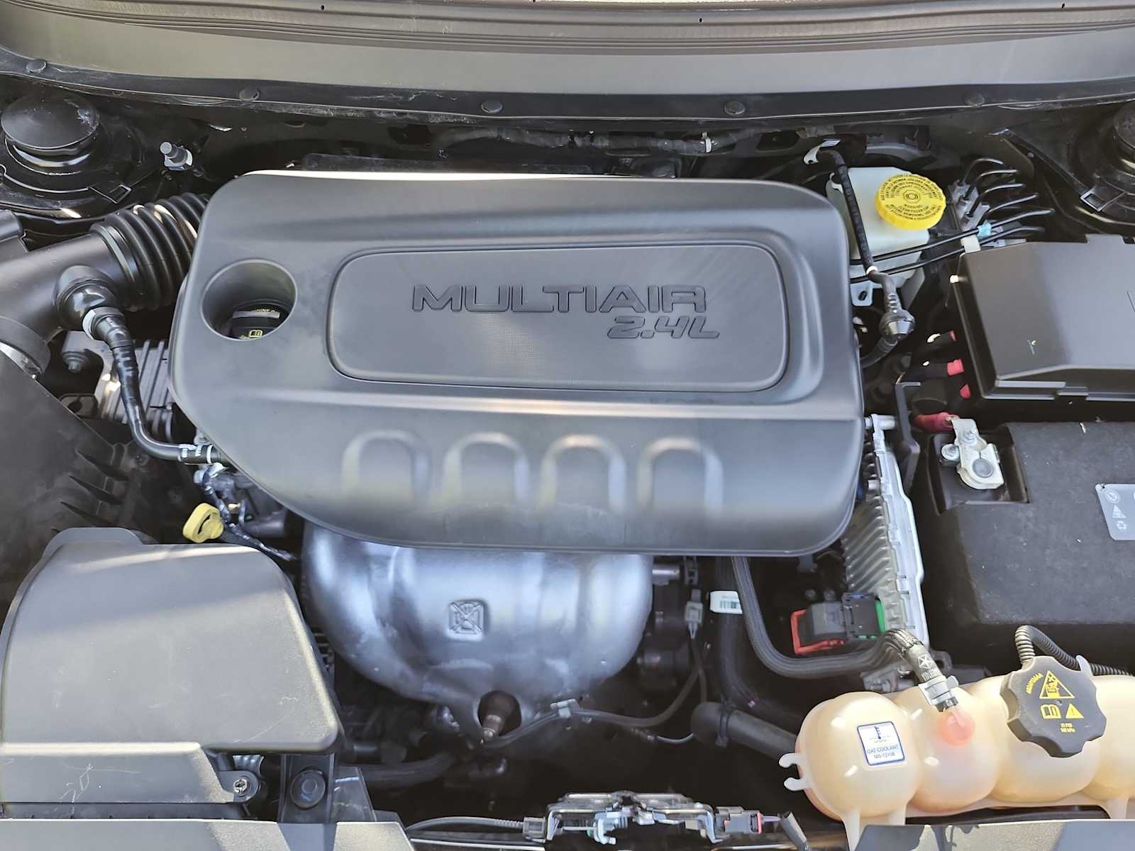 Thumbnail: 2019 Jeep Cherokee - 13