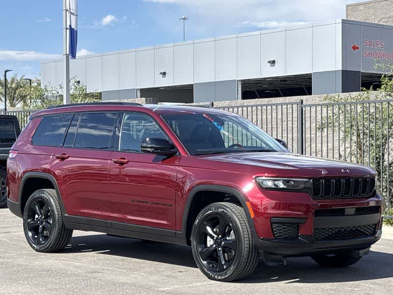 Thumbnail: 2025 Jeep Grand Cherokee L - 2