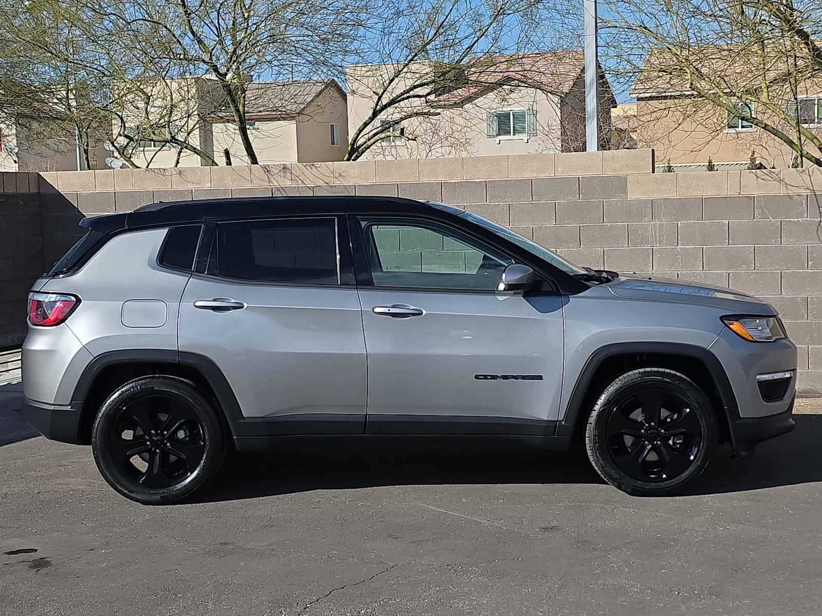 Thumbnail: 2019 Jeep Compass - 10