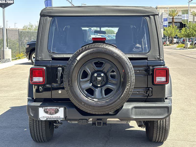 Thumbnail: 2022 Jeep Wrangler - 7