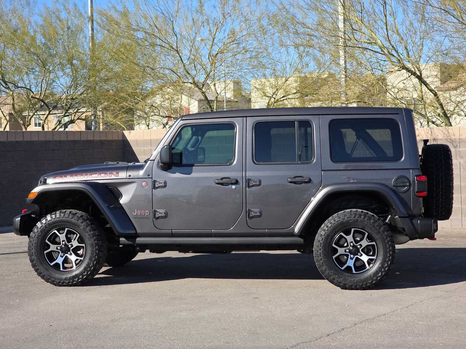Thumbnail: 2020 Jeep Wrangler - 6