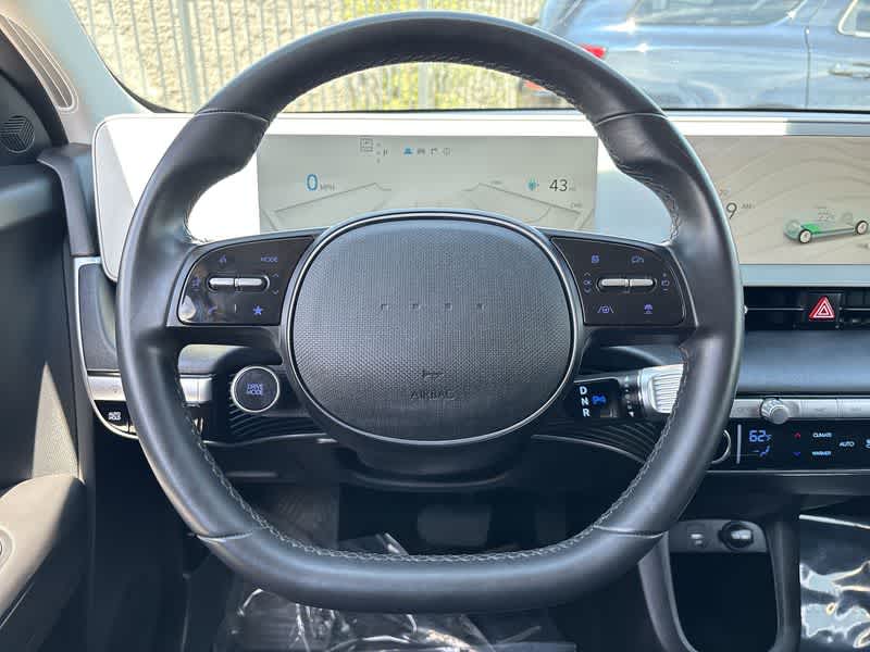 Thumbnail: 2022 Hyundai Ioniq 5 - 19