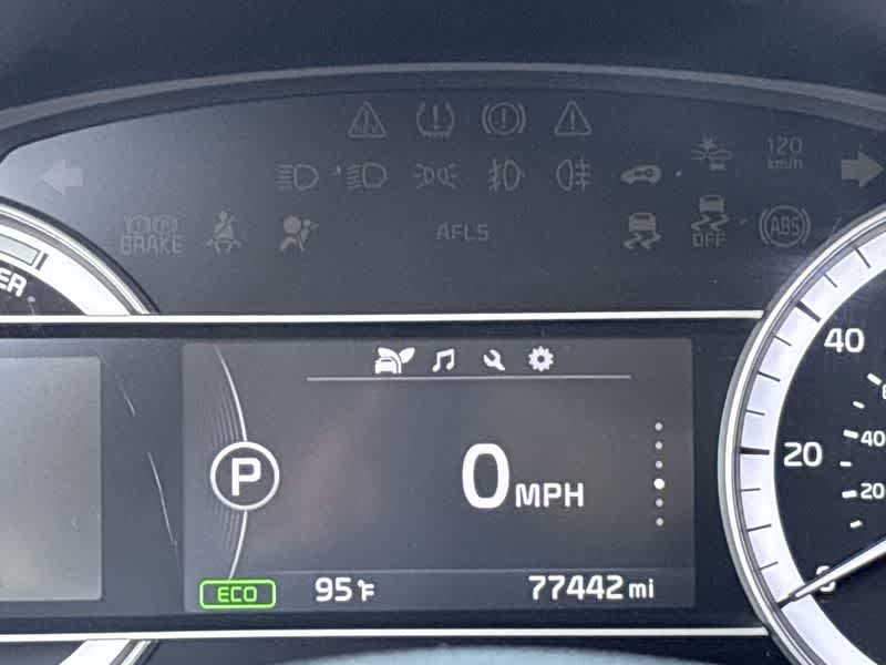 Thumbnail: 2019 Kia Niro - 22